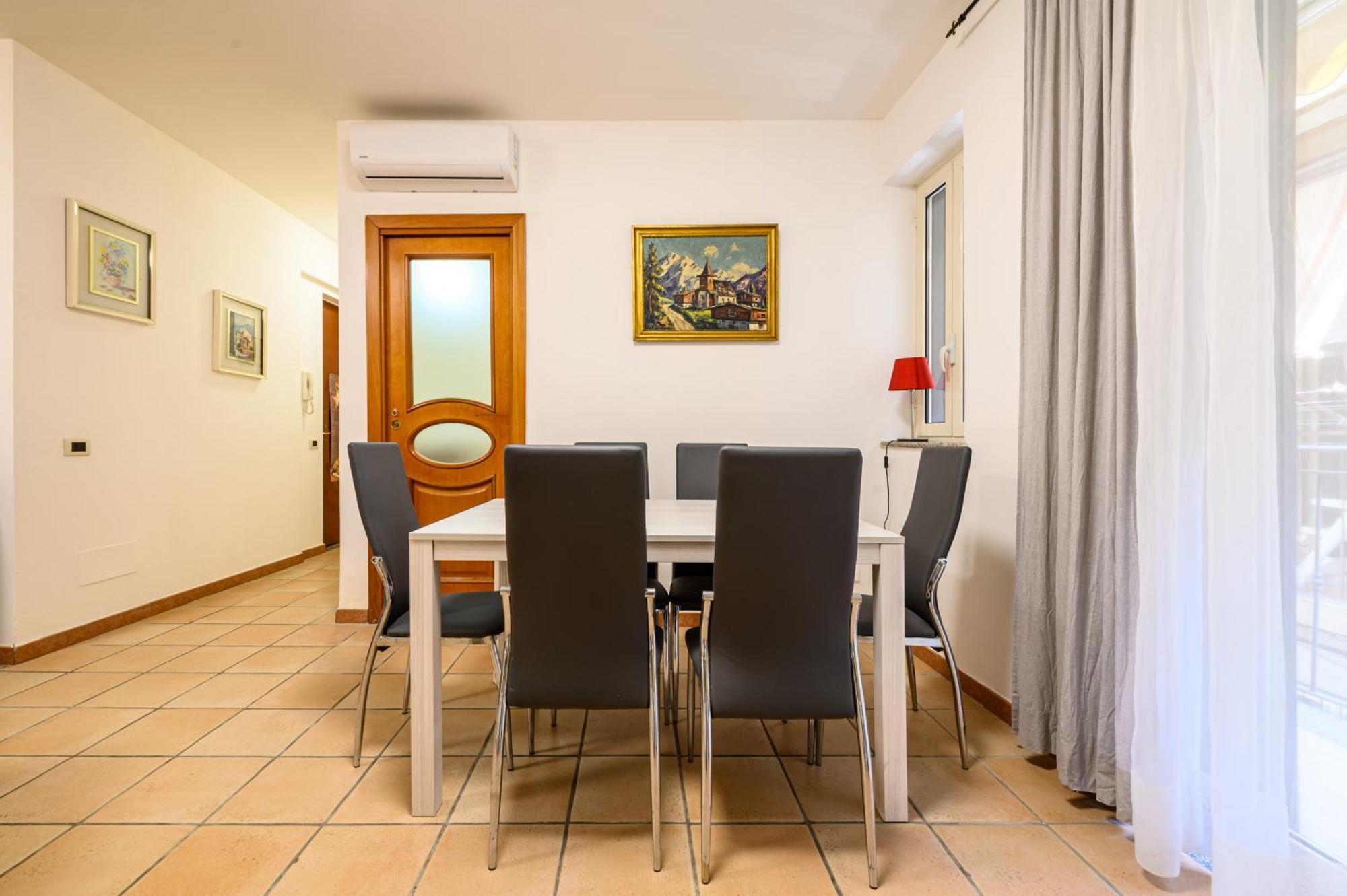 Apartment Vico Molino Al Lavinaio 7 Naples